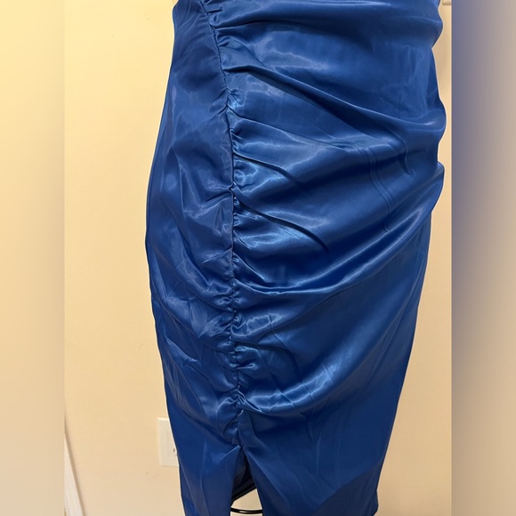 Gathered pencil skirt with slit - Picture 3 of 3